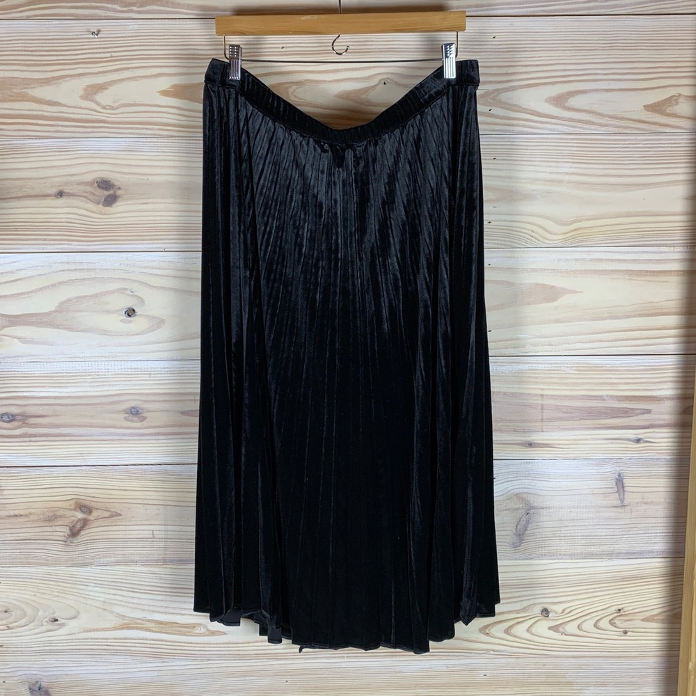 Halogen Skirt Women XXL Black Velvet Accordion Pleated Maxi Nordstrom Whimsigoth